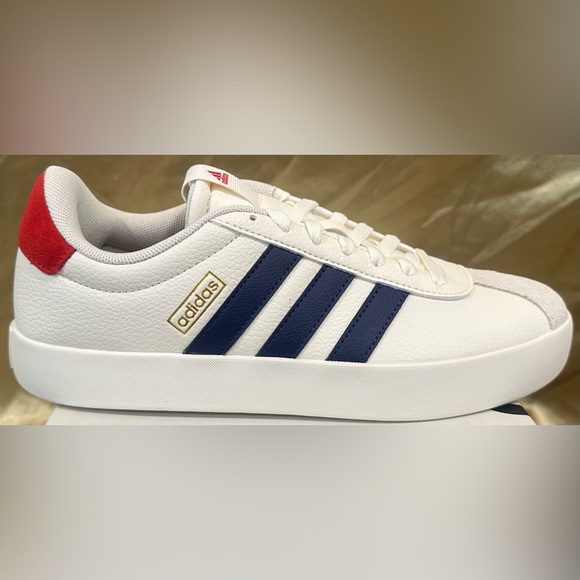 Adidas sneakers - Picture 1 of 6